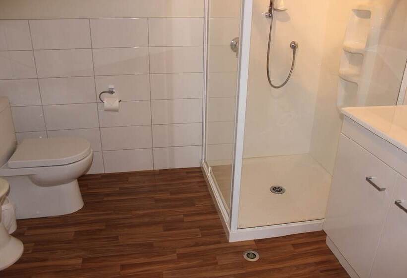 Asure Green Gables Motel