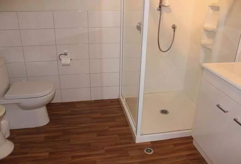 Asure Green Gables Motel