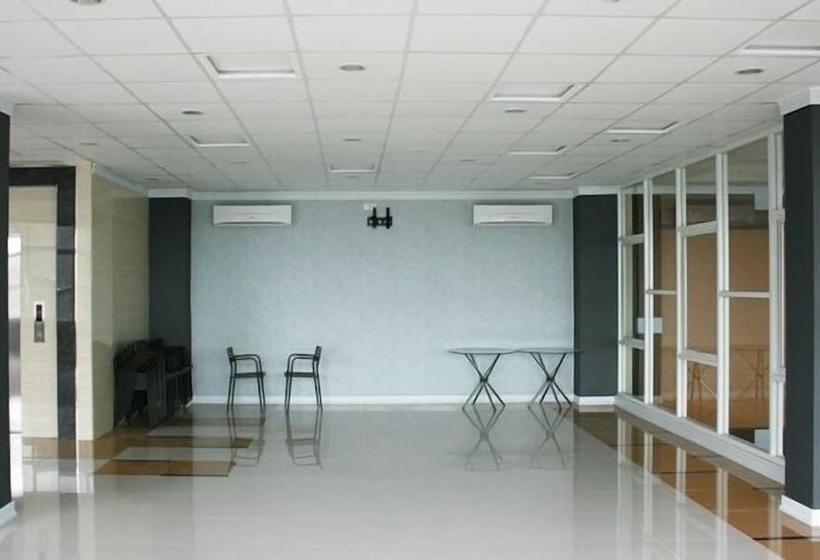 בית מלון כפרי Reddoorz Plus @ Affandi Gejayan