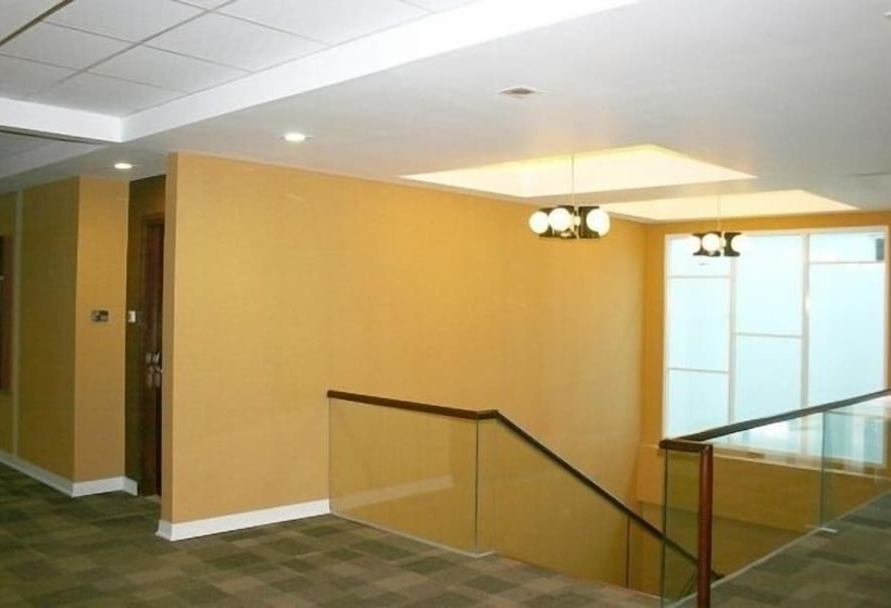 בית מלון כפרי Reddoorz Plus @ Affandi Gejayan