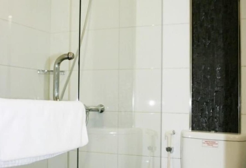 בית מלון כפרי Reddoorz Plus @ Affandi Gejayan