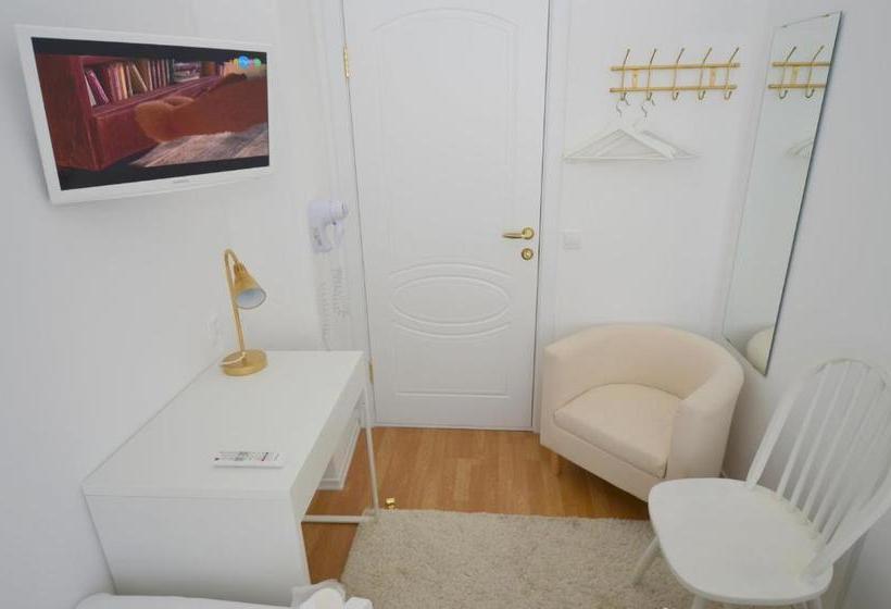 Отель Golden Garden