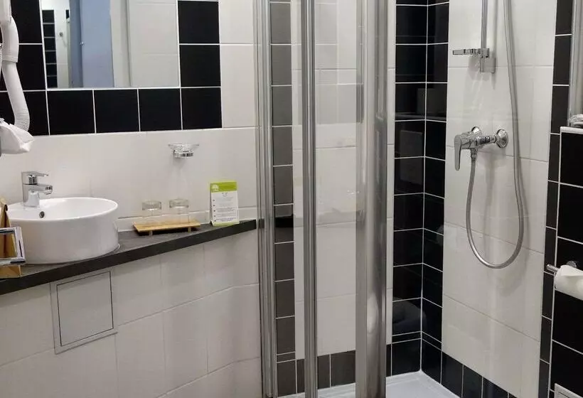 هتل Hôtel Henri Iv