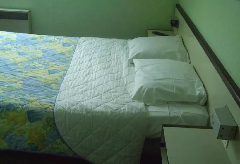 Hotell Hôtel L'eden