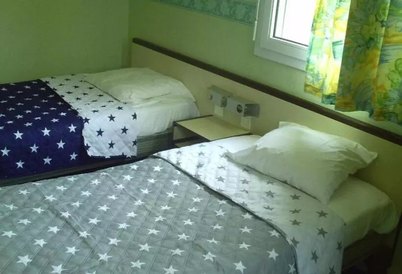 Hotell Hôtel L'eden