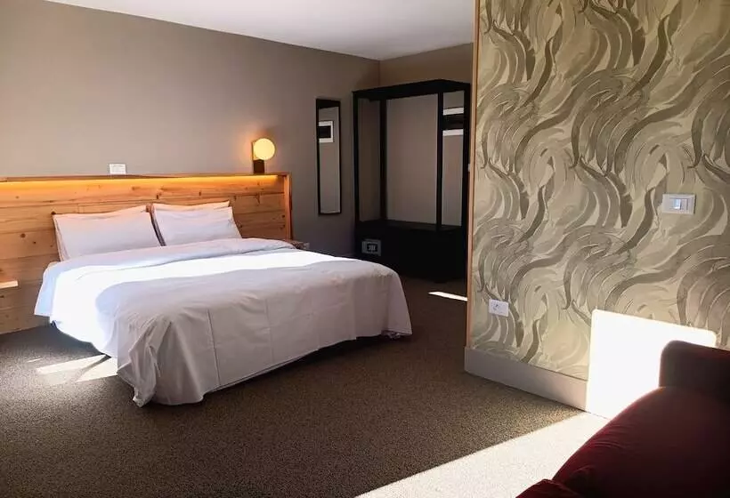 ホテル Hôtel Turan