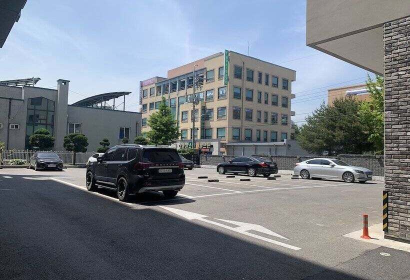 Hotel Icheck Hyunjin