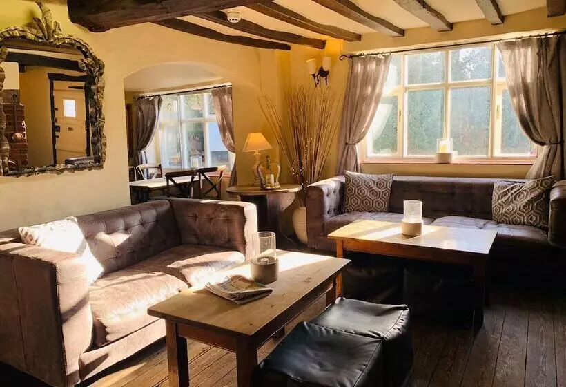 Hotelli Kings Head Bawburgh
