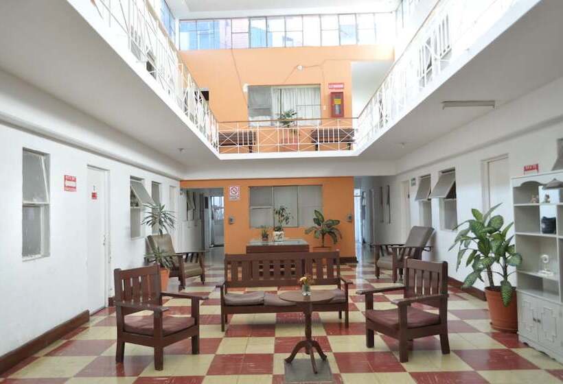 هتل Metropolitan I