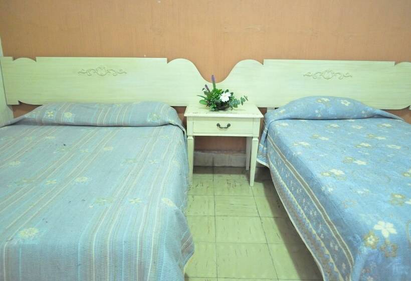 هتل Metropolitan I