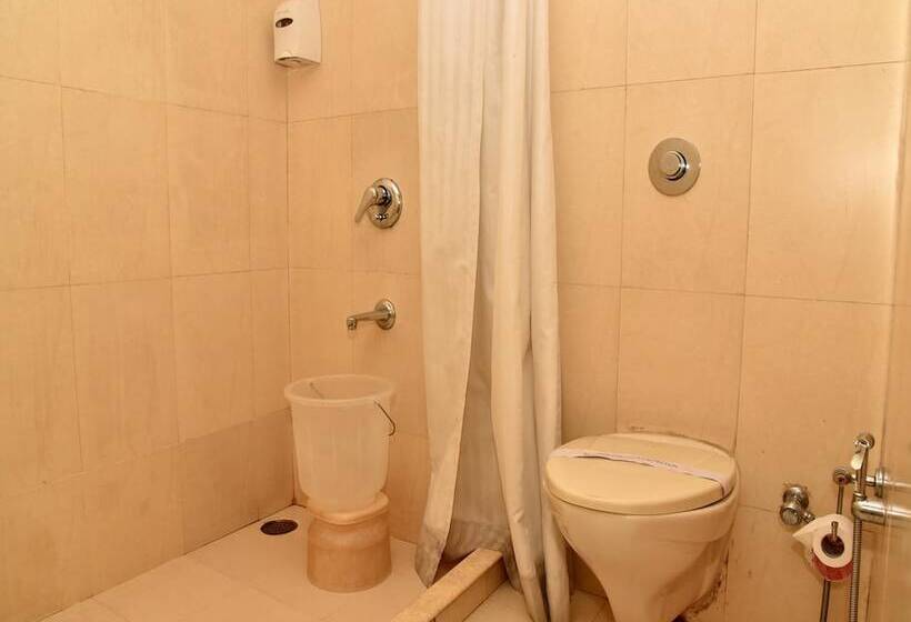 酒店 Oyo Premium Sector 43 B