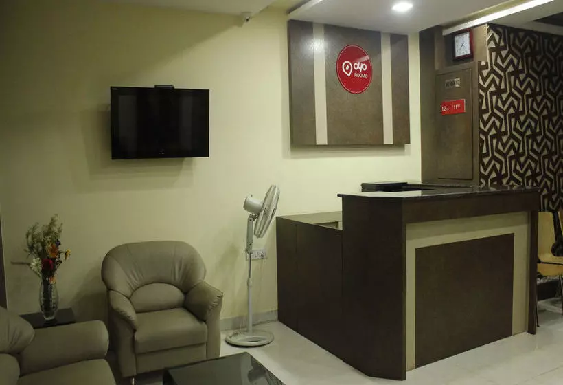 Hotel Oyo Rooms Old Station Road