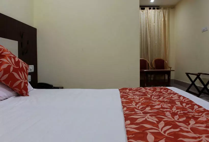 Hotel Oyo Rooms Old Station Road