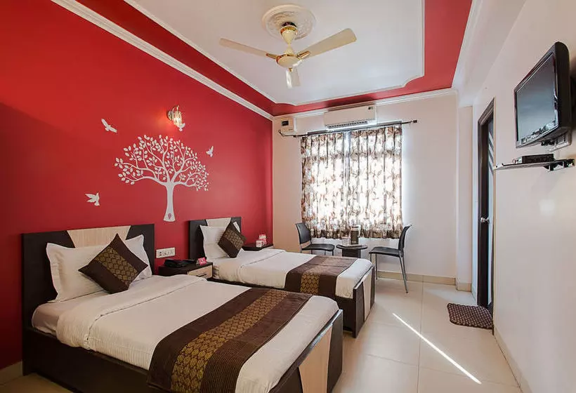 هتل Oyo Rooms Sindhi Camp Metro Station 2