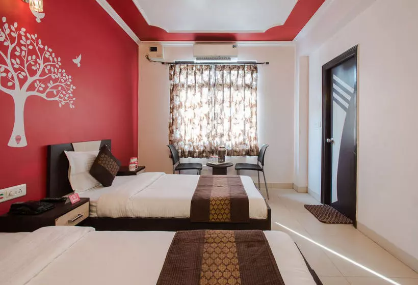 هتل Oyo Rooms Sindhi Camp Metro Station 2