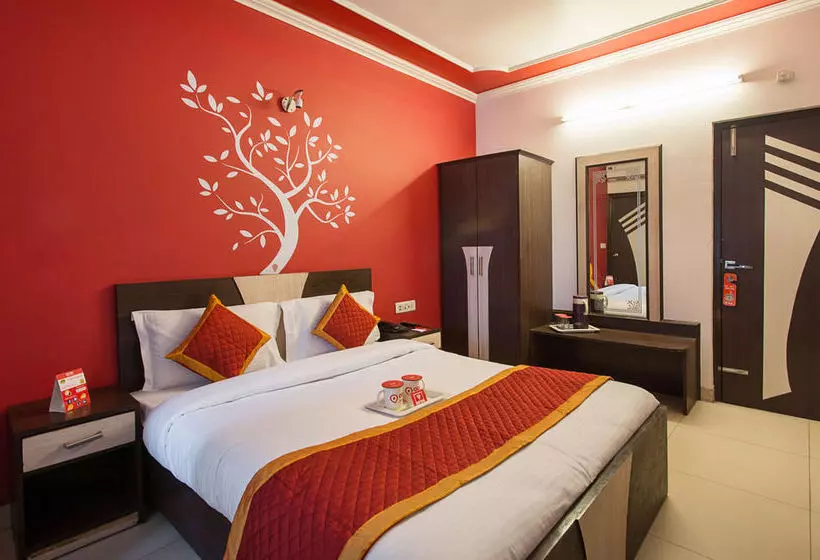 هتل Oyo Rooms Sindhi Camp Metro Station 2