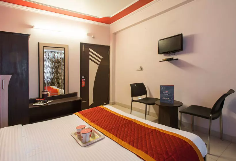 هتل Oyo Rooms Sindhi Camp Metro Station 2