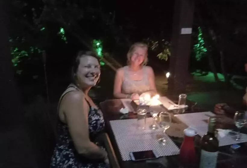 酒店 Serenity Lake Resort Yala