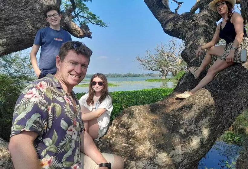 酒店 Serenity Lake Resort Yala