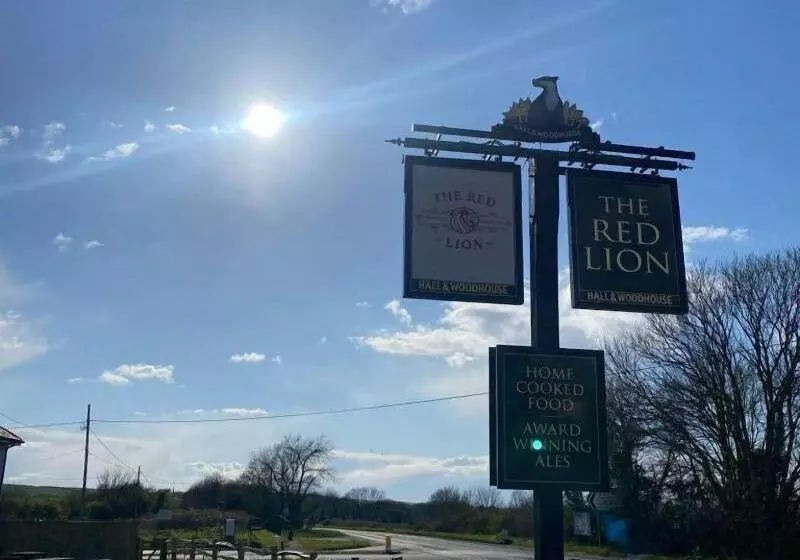 Hotelli The Red Lion