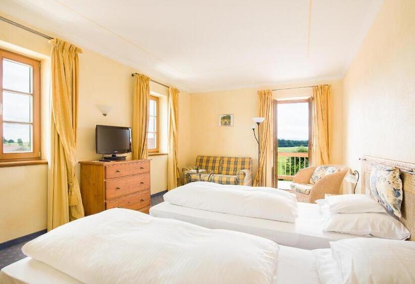 Hotel Und Landgasthof Altwirt