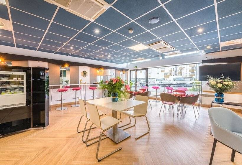 هتل Zola 45 Bezons La Defense