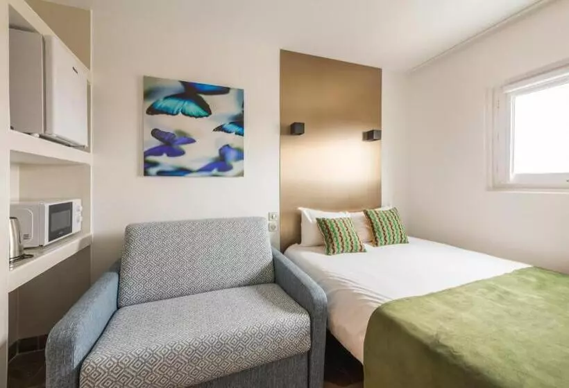 Hotel Zola 45 Bezons La Defense