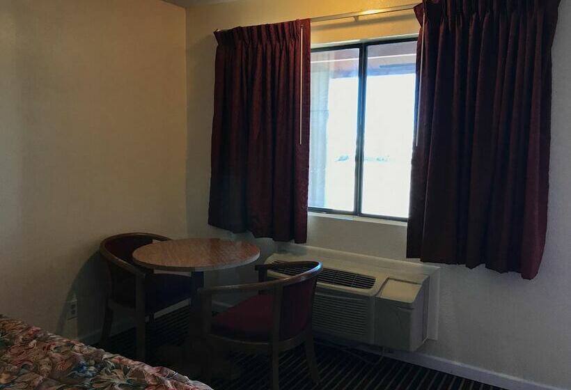 فندق على الطريق Regal Inn Las Vegas New Mexico