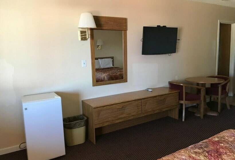 فندق على الطريق Regal Inn Las Vegas New Mexico