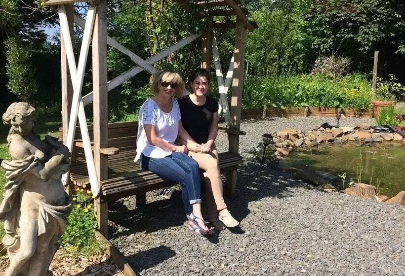 Пансион Barton Gate Farm Guesthouse