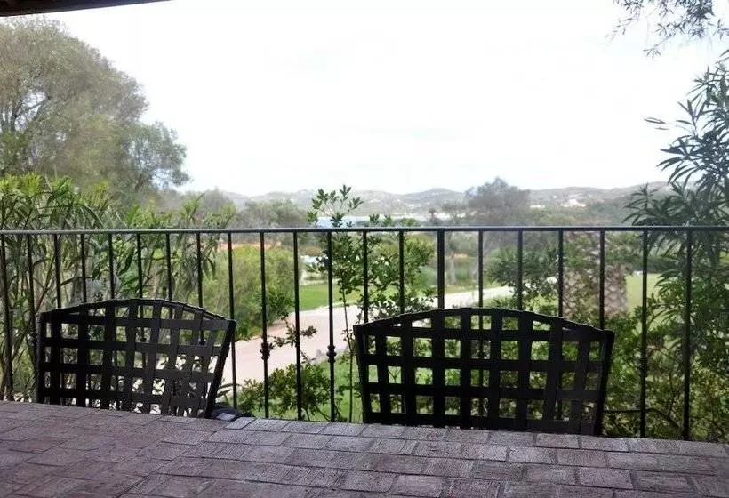 Residenssi Résidence Maora Village