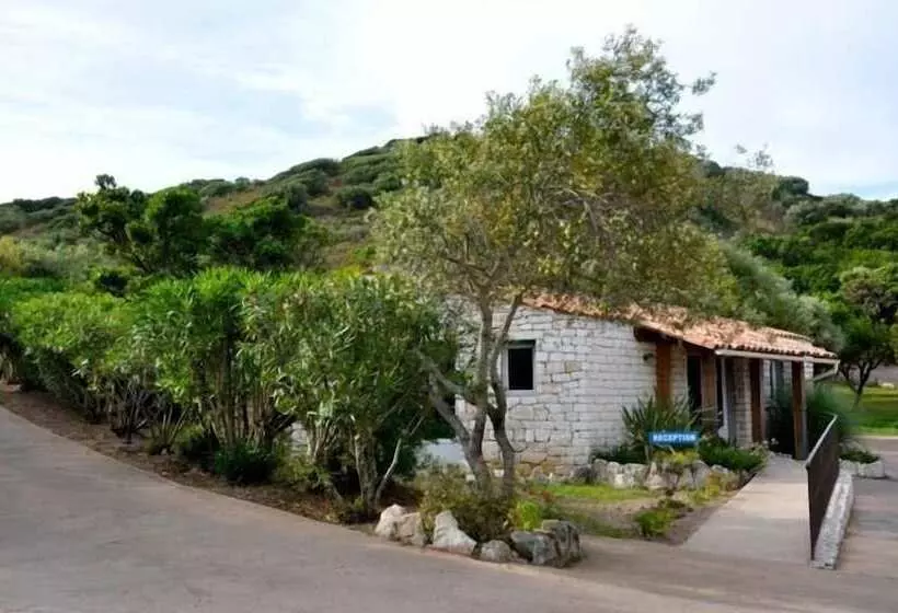 Residenssi Résidence Maora Village