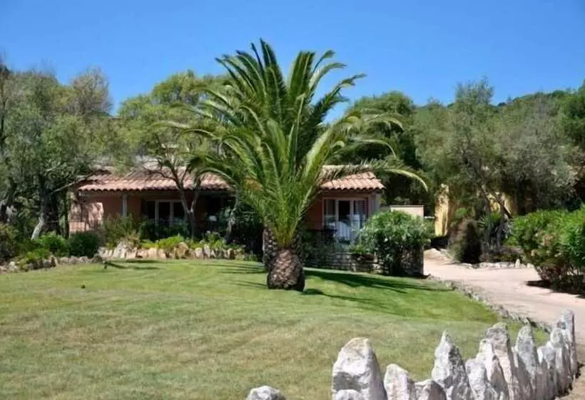 Residenssi Résidence Maora Village