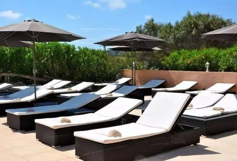 Residenssi Résidence Maora Village