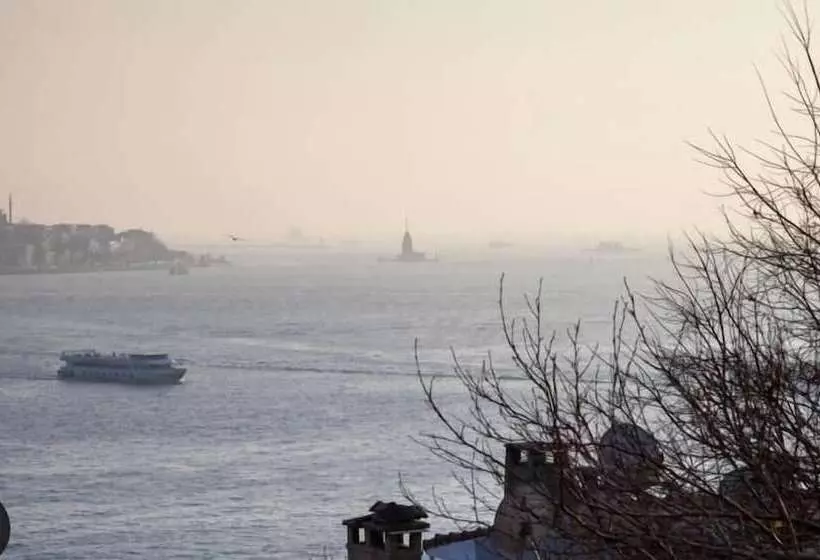 Tarus Bosphorus Apartments Besiktas