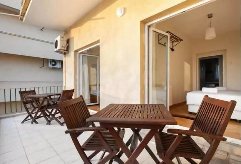 Tarus Bosphorus Apartments Besiktas