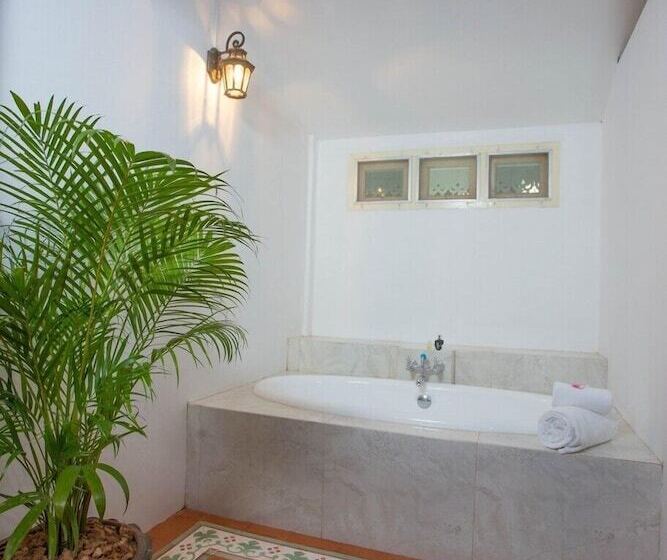 Baan Khun Nang Colonial Residence