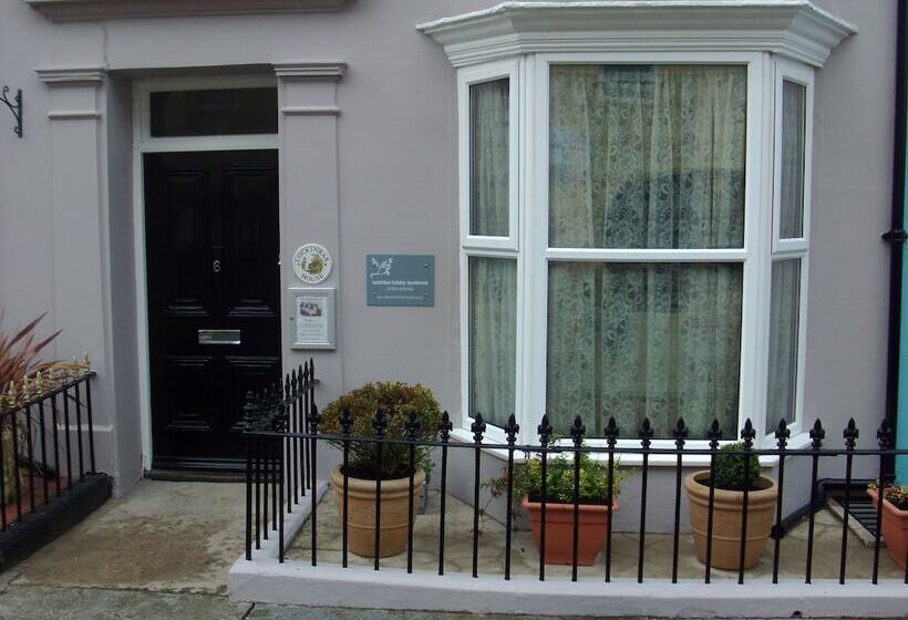 Glentworth Holiday Apartments