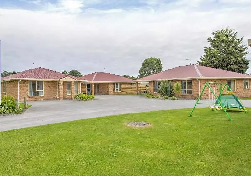 فندق All Inn Strahan