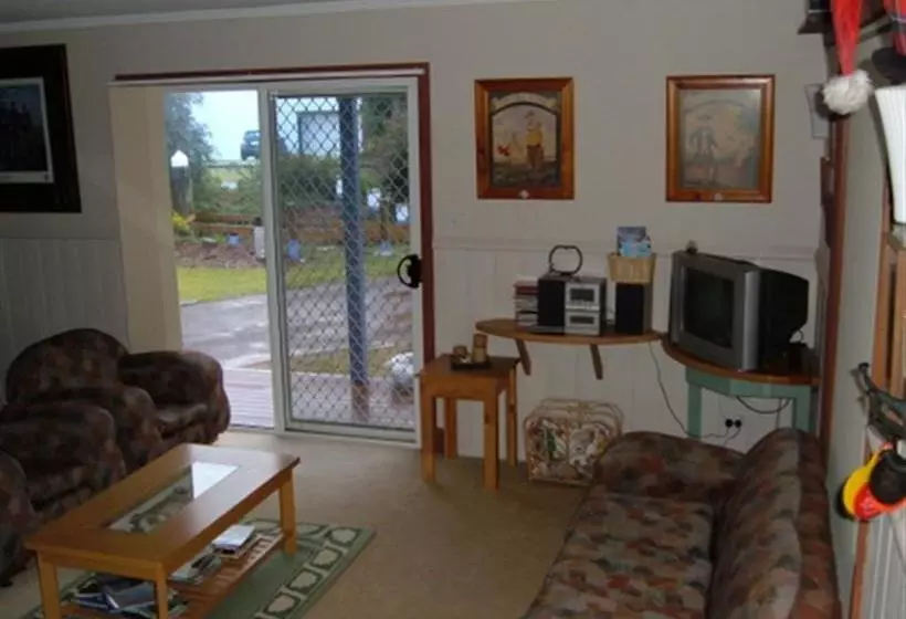 Отель Beachs 'n Greens