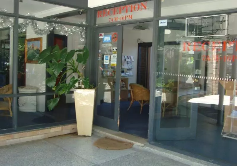 Отель Blakehurst Motor Inn