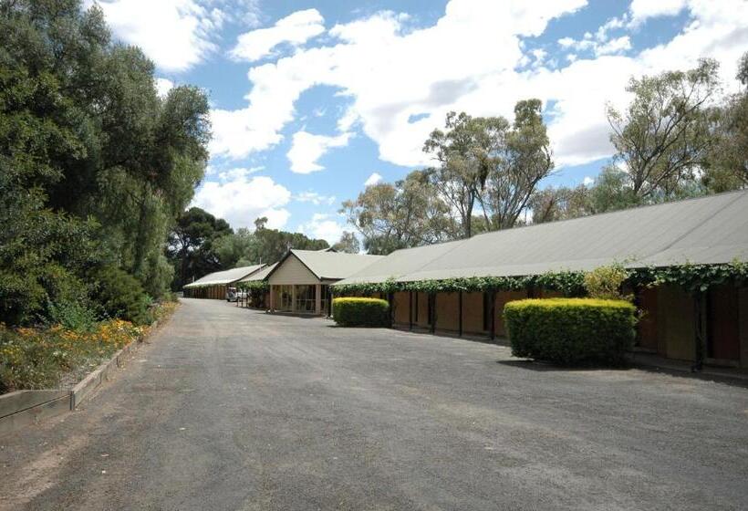 בית מלון כפרי Burra Motor Inn