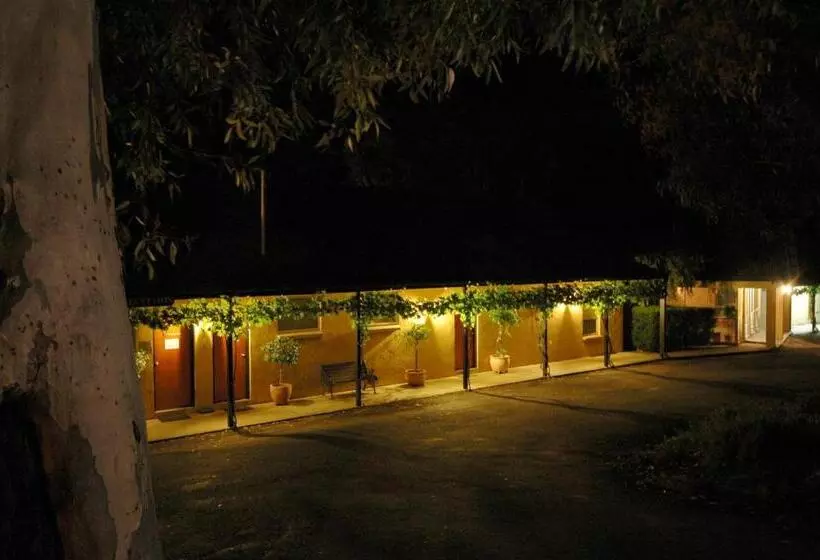 호텔 Burra Motor Inn