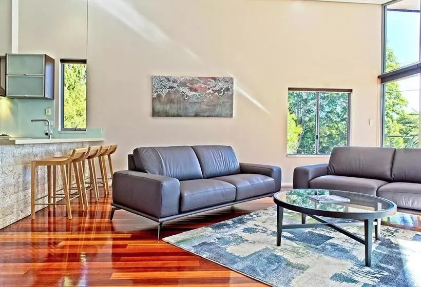 هتل Central Avenue Apartments