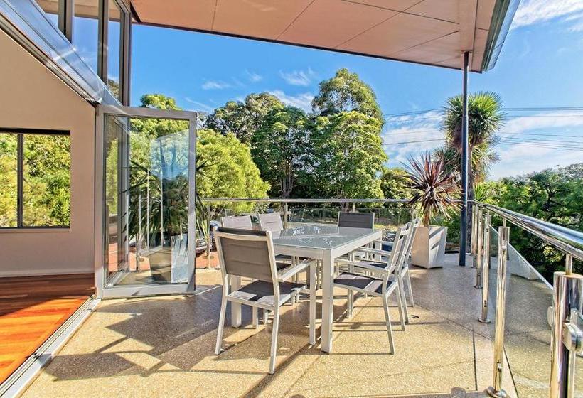 ホテル Central Avenue Apartments