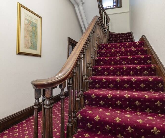 Hotel Club Wyndham Ballarat, Trademark Collection By Wyndham