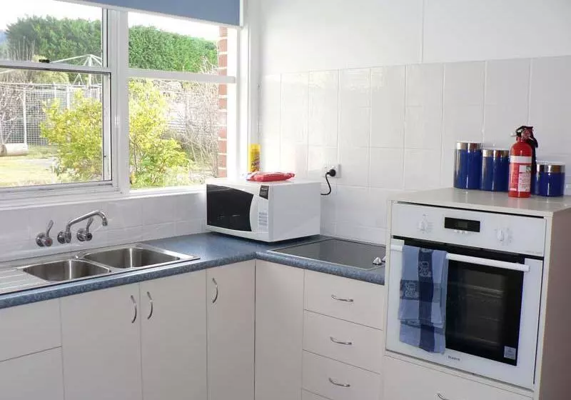 Отель Derwent Hideaway