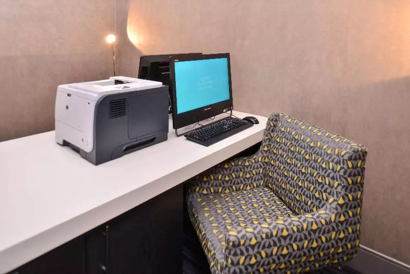 בית מלון כפרי Hampton Inn & Suites Ames