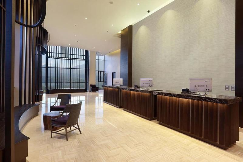 Szálloda Lombok Astoria