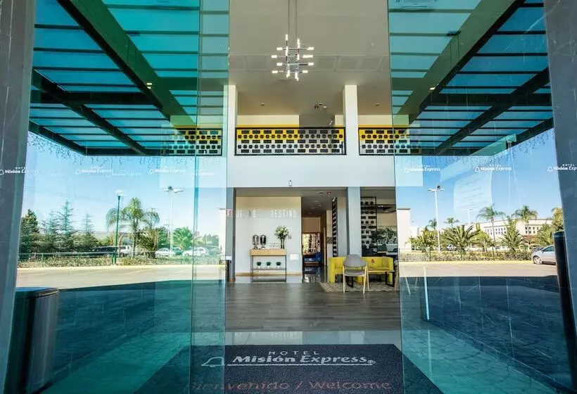 هتل Mision Express Durango